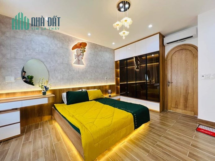 Nhà mới 4 tầng Phạm Văn Chiêu, Hẻm xe hơi, 5x9m, full nội thất chỉ 5.3 tỷ TL
