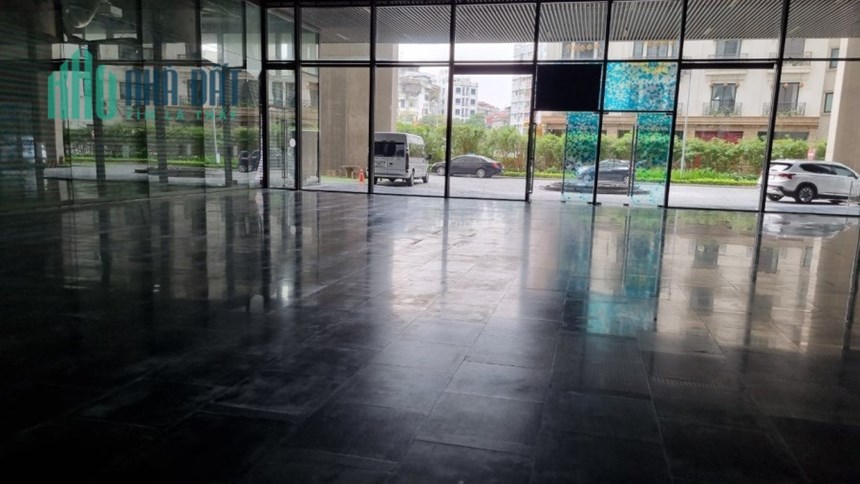 Siêu phẩm hàng hiếm: Cho thuê mặt bằng 2300m2 làm nhà hàng, siêu thị tòa Dolphin Plaza, q. Nam Từ