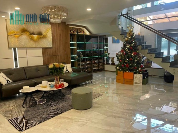 Đinh Bộ Lĩnh Bình Thạnh , HXH, 81m2ngang 7m , 4 Tầng 6 Pn , Giá 9.8Tỷ