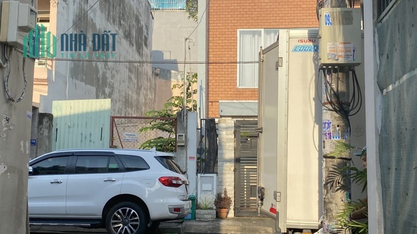 BÁN GẤP ĐÁT HẺM  4M P11 GÒ VẤP, 4X13 XÂY DỰNG 1 TRỆT 3 LẦU KDC VIP,CÔNG CHỨNG NGAY SỔ ĐẸP