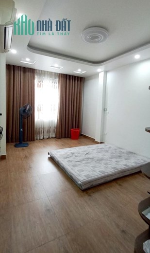 Bán nhanh căn nhà Dân Xây độc lập sân cổng cách mặt đường Đà Nẵng chỉ 30m