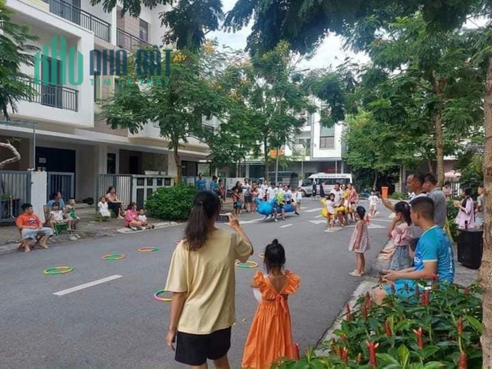 Chỉ 3 tỉ 4. Nhà phố Xanh, Sạch, Đẹp, Yên Bình nhất đại đô thị VSIP Bắc Ninh