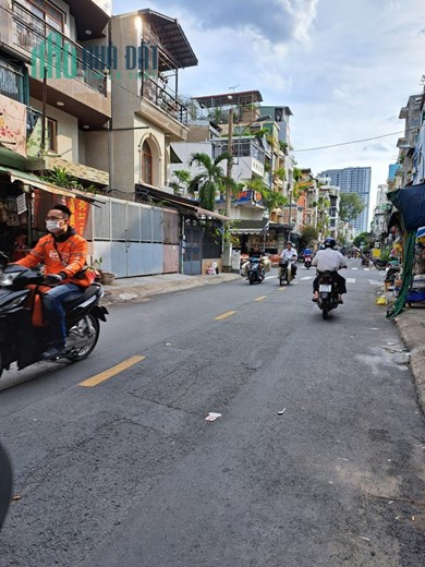 Nhà mặt tiền Nhật Tảo Q10 34m2 4Tầng ngay trung tâm Giá 11 tỷ