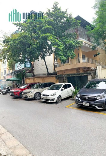 Bán nhà Đại Cồ Việt, 180m2, 3T, 12m MT, 46,08 tỷ. Ngõ rộng, dòng tiền KD đỉnh, ôtô tránh, cực hiếm