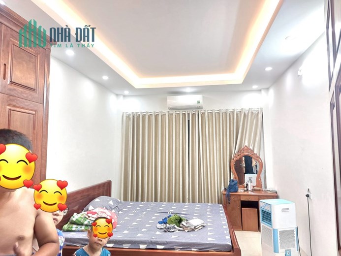 Bán tòa nhà 75m2 phố Vĩnh Phúc, Ba Đình 15 phòng Sang trọng Dòng tiền khủng Giá 10.3 Tỷ