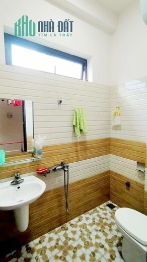 Bán nhà Tái định cư Sao Sáng, 40m 3 tầng lô góc cực đẹp GIÁ 4.25 tỉ