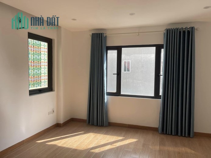 Bán tòa nhà 72m2 phố Thụy Khuê, Tây Hồ 14 phòng ngủ Cao cấp Dòng tiền ổn định Giá 10.5 Tỷ