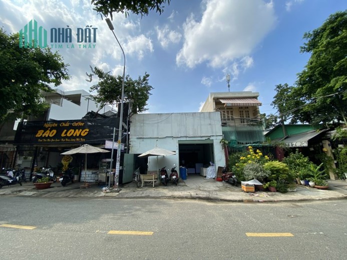 Bán nhà MẶT TIỀN 16M + VỈA HÈ, Phường Tân Quý, Quận Tân Phú, 180m2(8x22.5) nở hậu