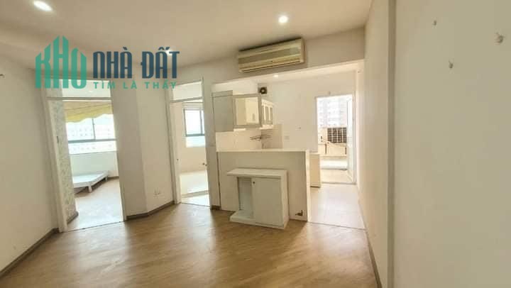 Hàng Hiếm! Nhà đẹp 24T1 hoàng Đạo thúy  122m2 -3Pn - BC Đn - 4,4 tỷ 0968396062