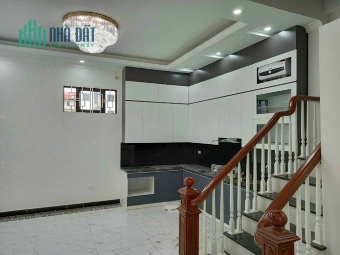 Siêu rẻ, Bán nhà đẹp Kim Ngưu 45m2, 6 tầng thang máy, gần ô tô giá 6 tỷ