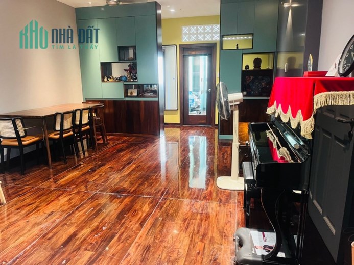 Chính chủ cần cho thuê căn hộ cao cấp 70m2, 2PN tại Nguyễn Ngọc Phương, Phường 19, quận Bình Thạnh