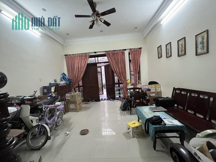 HXH XE 7 CHỖ NGỦ TRONG NHÀ - CHÍNH CHỦ.