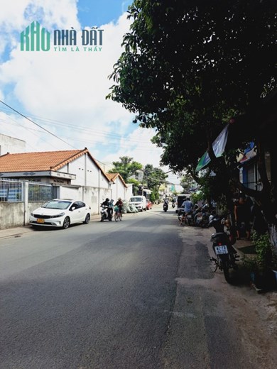 Nhà bán mặt tiền Miếu Bình Đông Bình Tân 78m2 2 tầng BTCT xe hơi đậu chỉ 7.99 tỷ