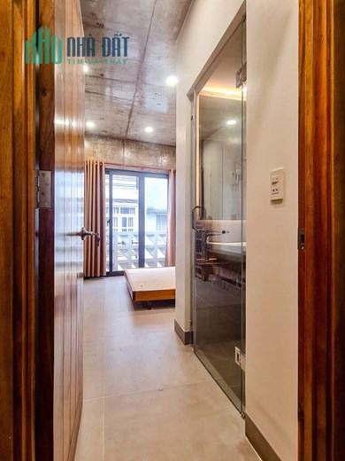 Nhà Phú Nhuận, HxH Huỳnh Văn Bánh, 24m2, 5 tầng, thiết kế hiện đại vào ở ngay