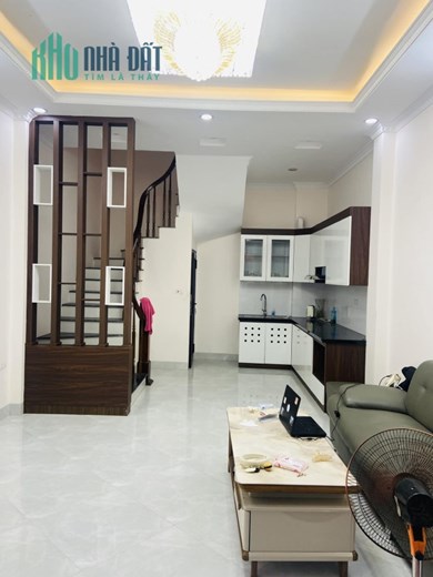 NHÀ BẠCH MAI - 35M2- 4T Ô TÔ Ở LUÔN GIÁ CHỈ 3T TỶ 3.LH 0987136162