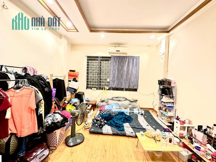 BÁN NHÀ TRƯƠNG ĐỊNH, GẦN PHỐ, HAI THOÁNG, NHÀ ĐẸP, 4PN , 40M2*4T*MT4M*3.9 TỶ.