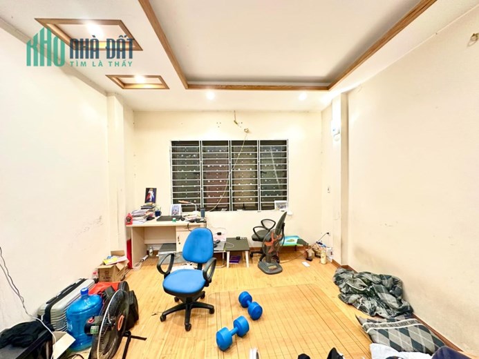 BÁN NHÀ TRƯƠNG ĐỊNH, GẦN PHỐ, HAI THOÁNG, NHÀ ĐẸP, 4PN , 40M2*4T*MT4M*3.9 TỶ.