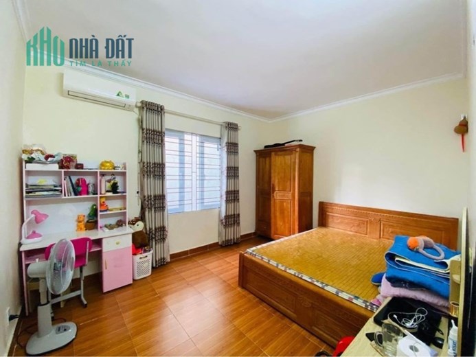Bán nhà phố Phú Hài 41m 3 tầng GIÁ chỉ 1.75 tỉ gần ngay Cầu Rào