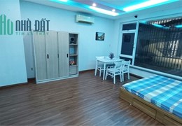 Phòng trọ Lê Văn Lương DT 35m2-40m2, bancol cửa sổ, có hầm xe.