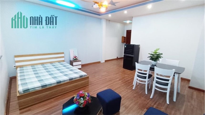 Phòng CHDV Lê Văn Lương, full nội thất, cửa sổ, bancol.