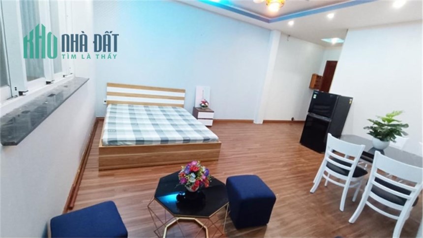 Phòng CHDV Lê Văn Lương, full nội thất, cửa sổ, bancol.
