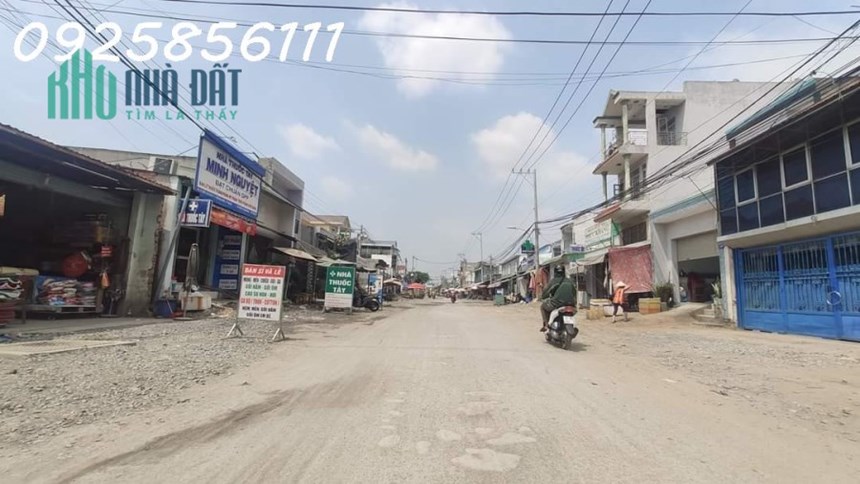 Bán gấp nhà mặt tiền Quốc Lộ 13 Hiệp Bình Phước Thủ Đức 88.5m