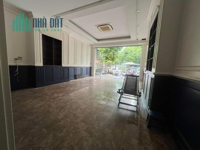 HIẾM BÁN NHÀ MẶT PHỐ TRUNG KÍNH CẦU GIẤY 66M 6 TẦNG MẶT TIỀN 6M 31 TỶ LH 00817606560