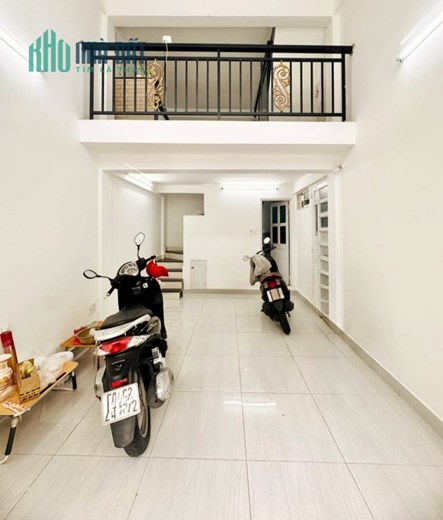 BÁN MẶT TIỀN ĐƯỜNG GẦN NGÃ TƯ PHÚ NHUẬN 4 TẦNG CHỈ 5 TỶ 39 VỪA Ở VỪA KINH DOANH.