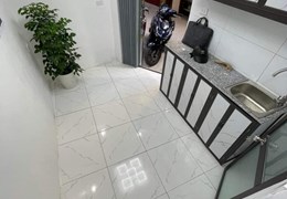 Bán nhà Đống Đa, , Dt 15m, nhà 3 tầng gia nhỉnh 1 tỷ.