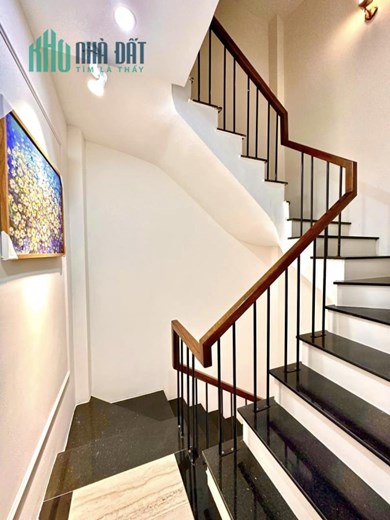 Bán nhà P. Kim Hoa, Q. Đống Đa 45m2 x 5 Tầng,cách phố 40m, full nội thất(như ảnh)0969693855