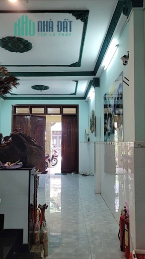 CHủ định cư cần bán gấp Mặt tiền Kinh Doanh Thạch Lam 61m2 3 tầng chỉ 9,8 tỷ thương lượng.