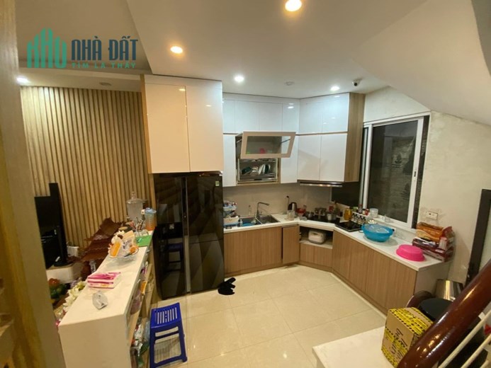 Wow! TT Cầu Giấy, cực gần phố, ngõ 2m thoáng, 34m sổ, 5T, 3,75 tỷ