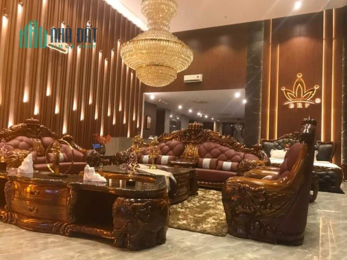 Mặt phố Phạm Văn Đồng sầm uất gần KĐT Tây Hồ Tây 101m2 chỉ 24.38 tỷ. LH 0989.62.6116