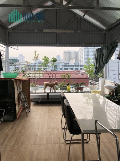 Bán nhà Mặt phố Nguyễn Văn Cừ - KD - MT 11m- Lô Góc - Nhỉnh 12 tỷ