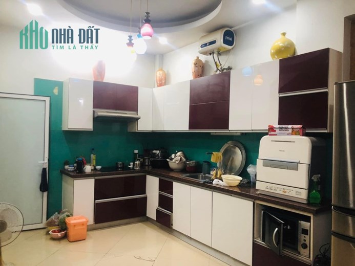 Cần bán nhanh nhà riêng Nguyễn Thị Đinh - 4T x 47m2 30m ra phố ở ngay chỉ 6.55 tỷ