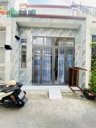 Sát Đại Học Bách Khoa- TÂN BÌNH -30m2- NHỈNH 3 TỶ - Vài bước ra HẺM XE HƠI.