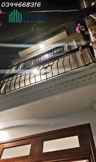 Bán nhà Nguyễn Văn Cừ, 40m2 xây 5 tầng. Giá 3.6 tỷ