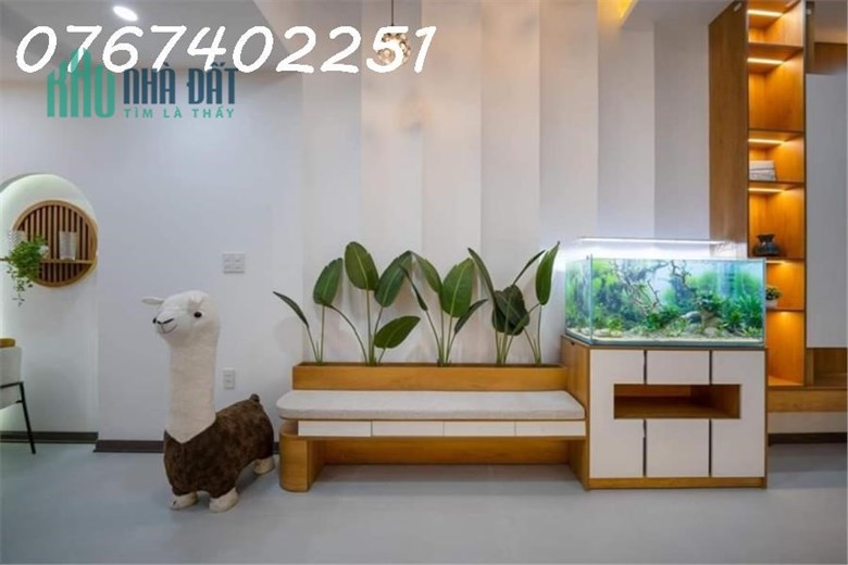 Tin Giật Gân nhà Trung Tâm Hải Châu, Dt rộng, nội thất sang trọng giá chỉ 4,6 tỷ 0767402251