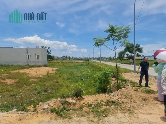 Mặt Biển Sầm Sơn 125m2 mặt đường duyên hải ven biển 1,95 tỷ Khu Tái Định Cư Đồng Bông