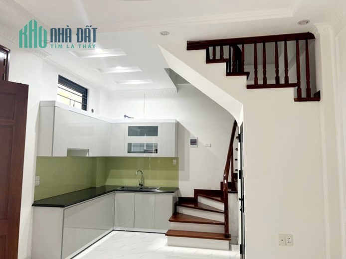 Cách ô tô 15m, căn góc, tặng nội thất nhà ở ngay bán nhà Đông Tác