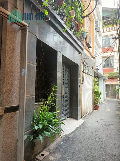 Bán nhà Lê Văn Lương, Nguyễn Ngọc Vũ 45m, 5T nhà đẹp, gần oto, chỉ hơn 6 tỷ