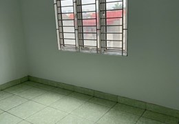Bán nhà khu Nguyễn Khuyến 30m2 x 6 tầng, gần oto, ngõ nông, 4 tỷ