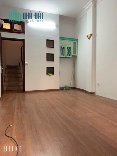 Bán nhà ngã ba GIÁP NHỊ, HOÀNG MAI 34m2 5T THÔNG 3 Tỷ.