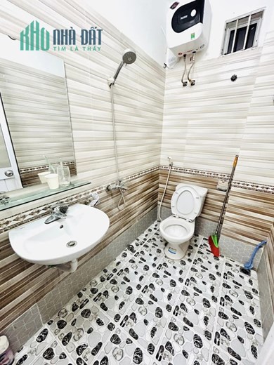 BÁN NHÀ VĨNH HƯNG Ô TÔ ĐỖ CỬA VỪA Ở VỪA KINH DOANH 36Mx5 TẦNG GIÁ NHỈNH 3 TỶ