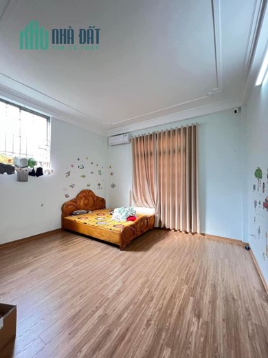 Bán nhà phố Thái Thịnh, 2 thoáng, nhà đẹp, dân xây, 41m, 4 ngủ, 4 tỷ 2