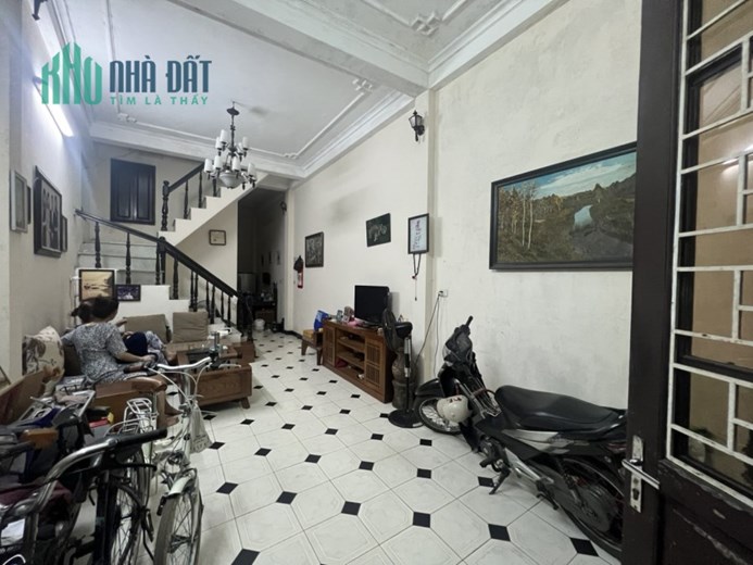 KIẾM ĐÂU RA!!! Chỉ nhỉnh 3.5 tỷ sở hữu ngay TT Hai Bà Trưng, Trương Định 54m2