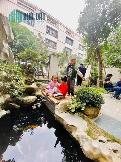 Biệt thự nghỉ dưỡng hồ cá coi quận Thanh Xuân, 142m2, 39.8 tỷ