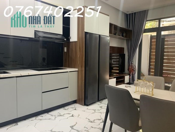 Chính chủ cần bán gấp căng nhà Hải Châu, nhà mới dt rộng giá chỉ 3,2xx tỷ 0767402251