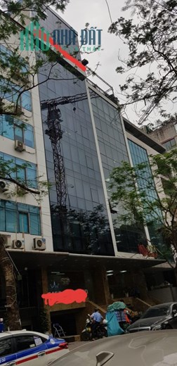 Toà nhà văn phòng Bạch Mai, 136m x 9 tầng, mặt tiền 5.6m, dòng tiền ổn định
