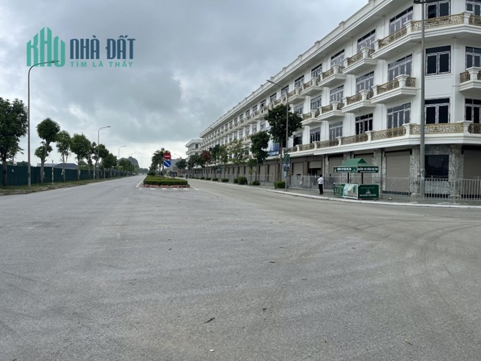 GIÁ HẤP DẪN, NHẬN NHÀ TT TP.THANH HÓA, SANG TÊN SỔ TRƯỚC THÁNG 7 - LH: 0966 343 969